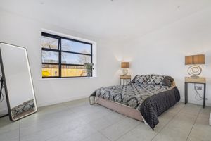 Photo 16- click for photo gallery